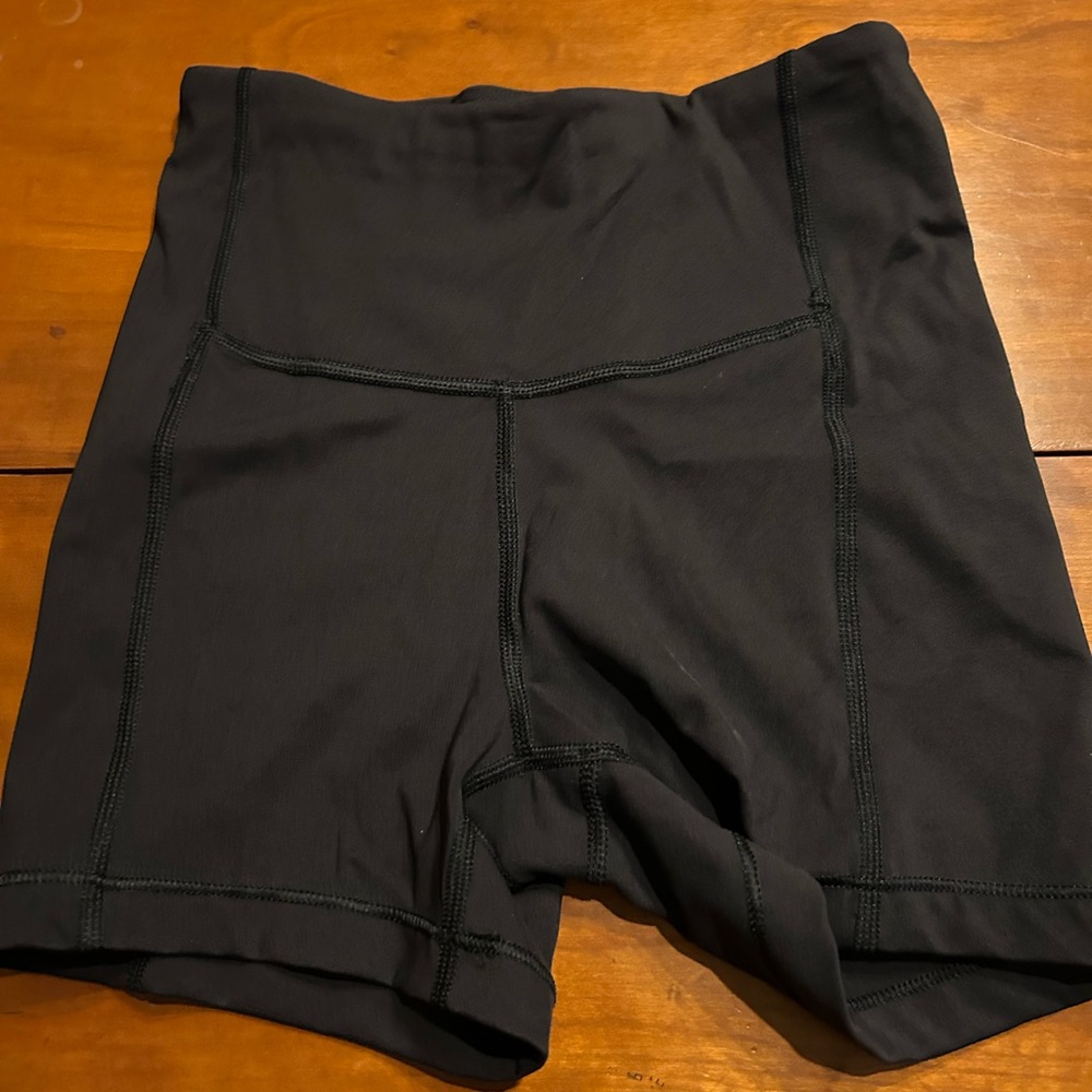 Athleta Ultimate Shortie Shorts Black xxs